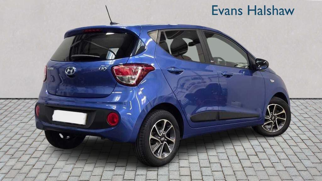 Used Hyundai i10 2018 for sale - 77112387: Photo 2