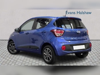 Used Hyundai i10 2018 for sale - 77112387: Photo