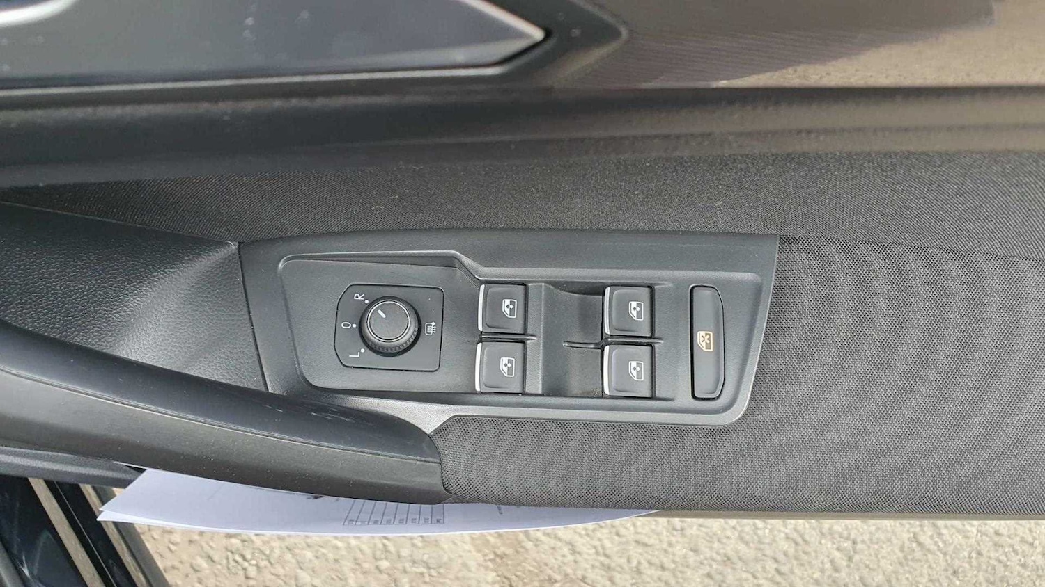 Vehicle 33