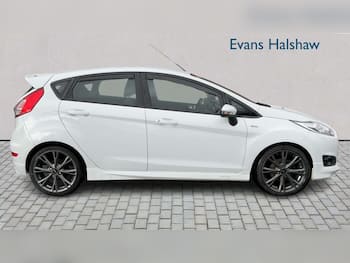 Used Ford Fiesta 2017 for sale - 79758596: Photo