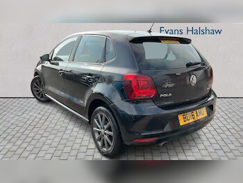 Used Volkswagen Polo 2016 for sale - 77756596: Photo
