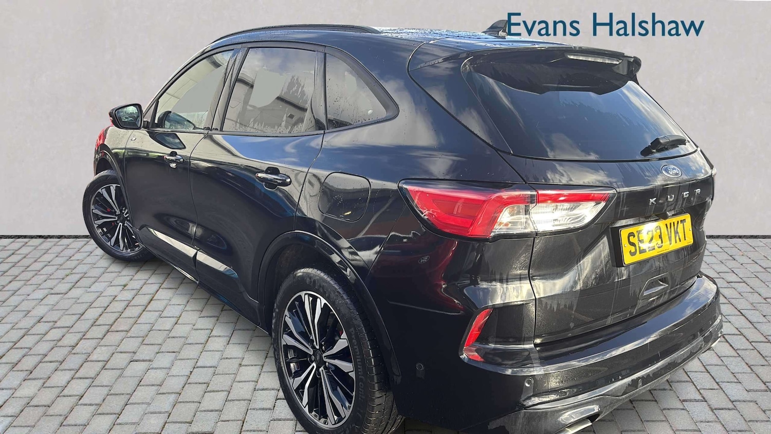 Used Ford Kuga 2023 for sale - 78216380: Photo 2