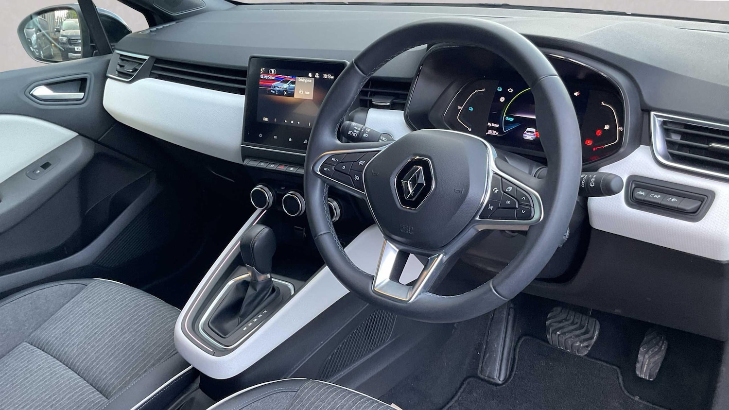 Used Renault Clio 2022 for sale - 77093484: Photo 12