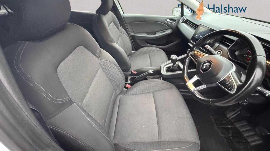 Used Renault Clio 2020 for sale - 76576021: Photo 11