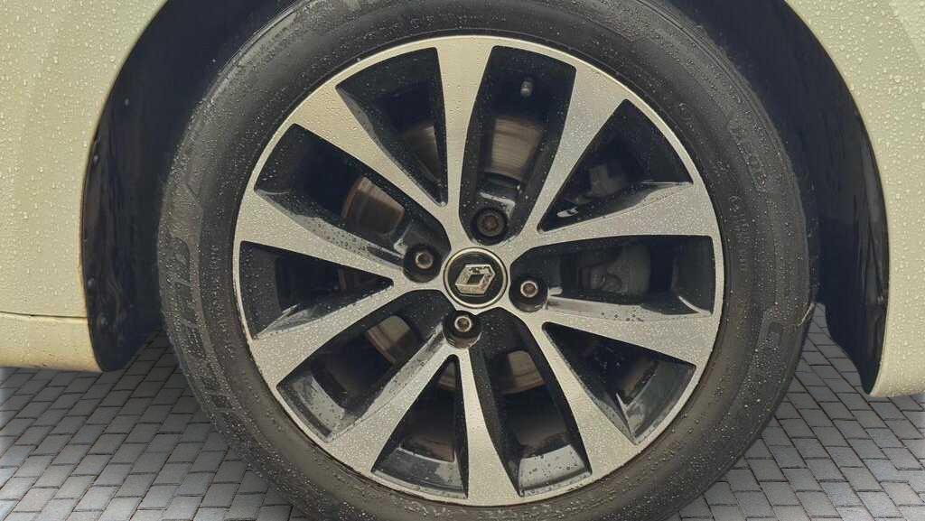 Used Renault Clio 2020 for sale - 76576021: Photo 16