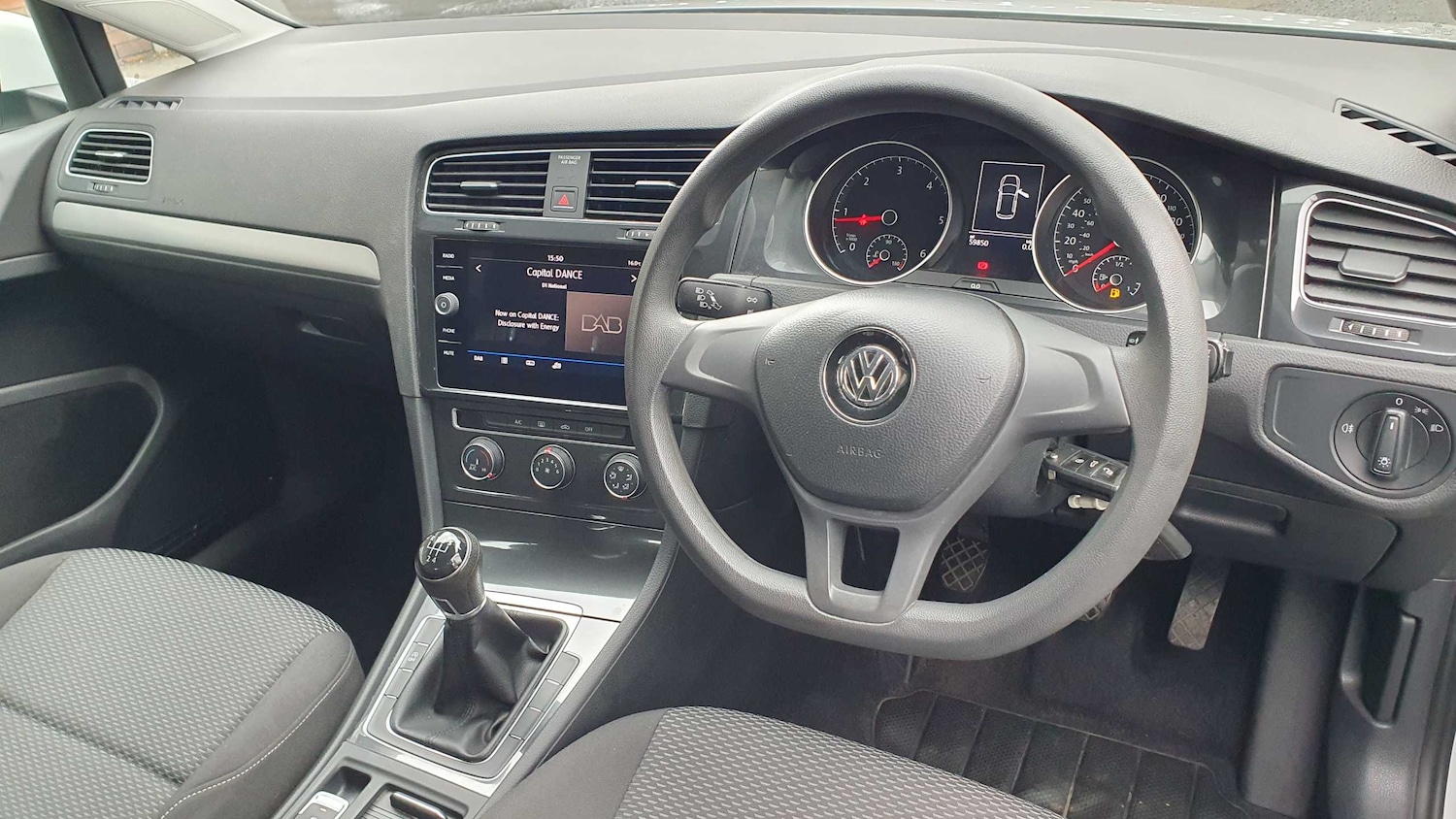 Used Volkswagen Golf 2018 for sale - 75841528: Photo 11