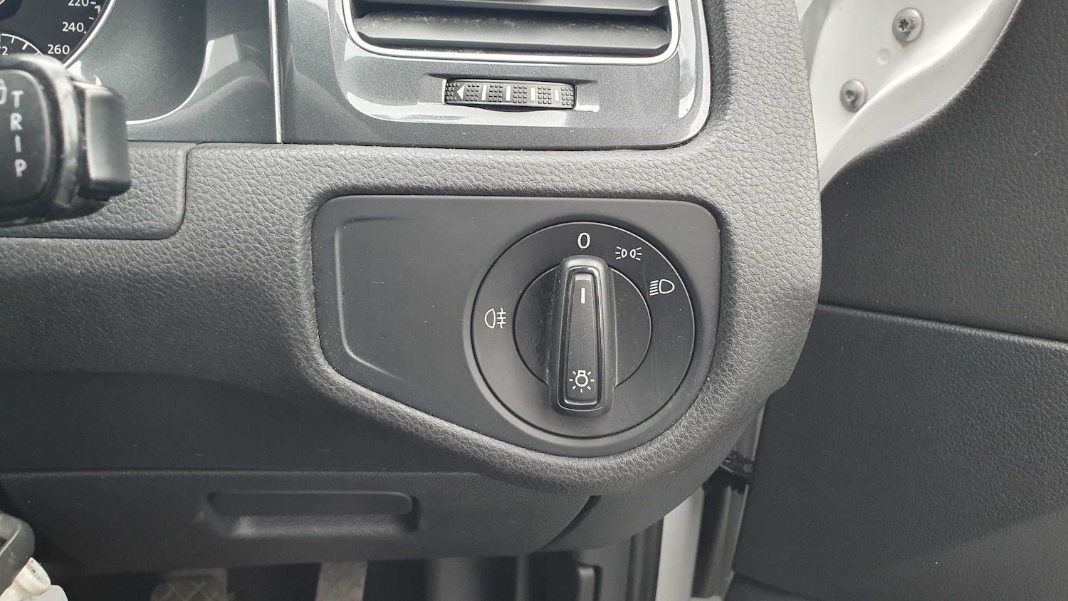 Used Volkswagen Golf 2018 for sale - 75841528: Photo 31