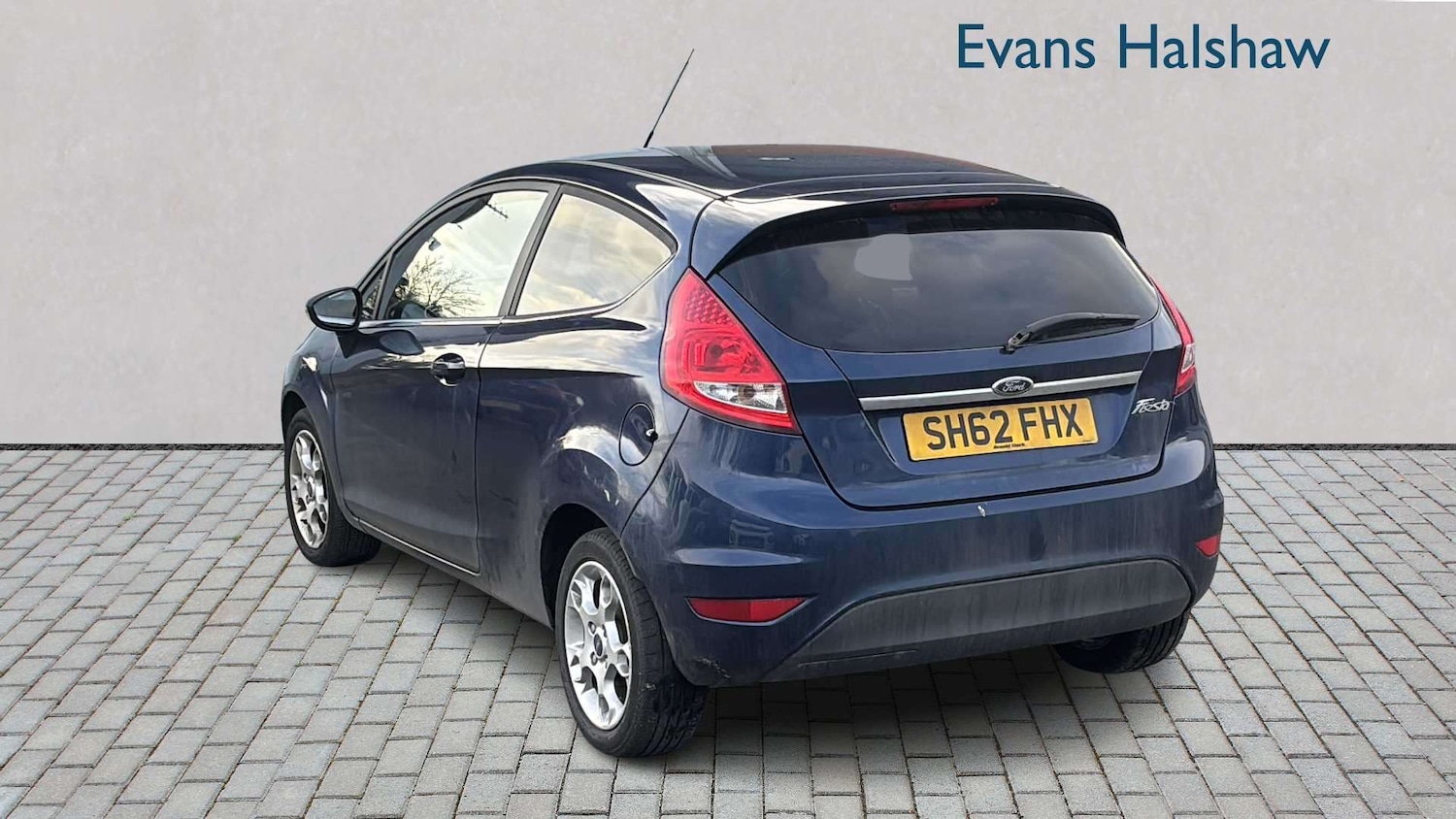 Used Ford Fiesta 2012 for sale - 77698865: Photo 2