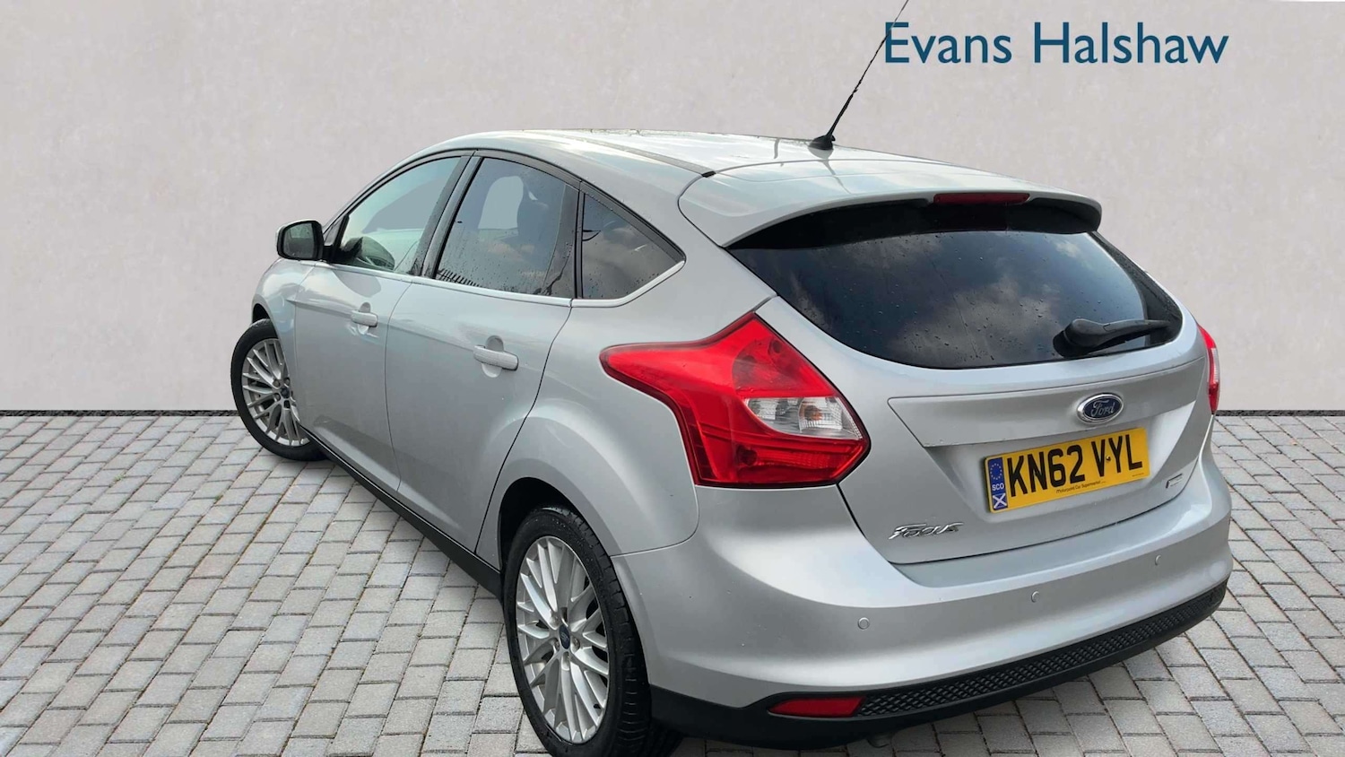 Used Ford Focus 2012 for sale - 77756574: Photo 2