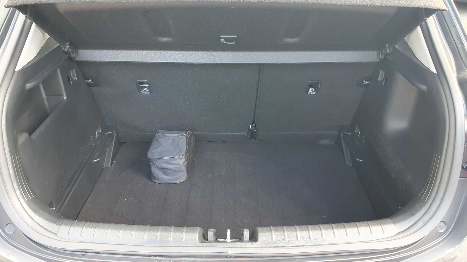 Used Kia Stonic 2022 for sale - 75951410: Photo 10