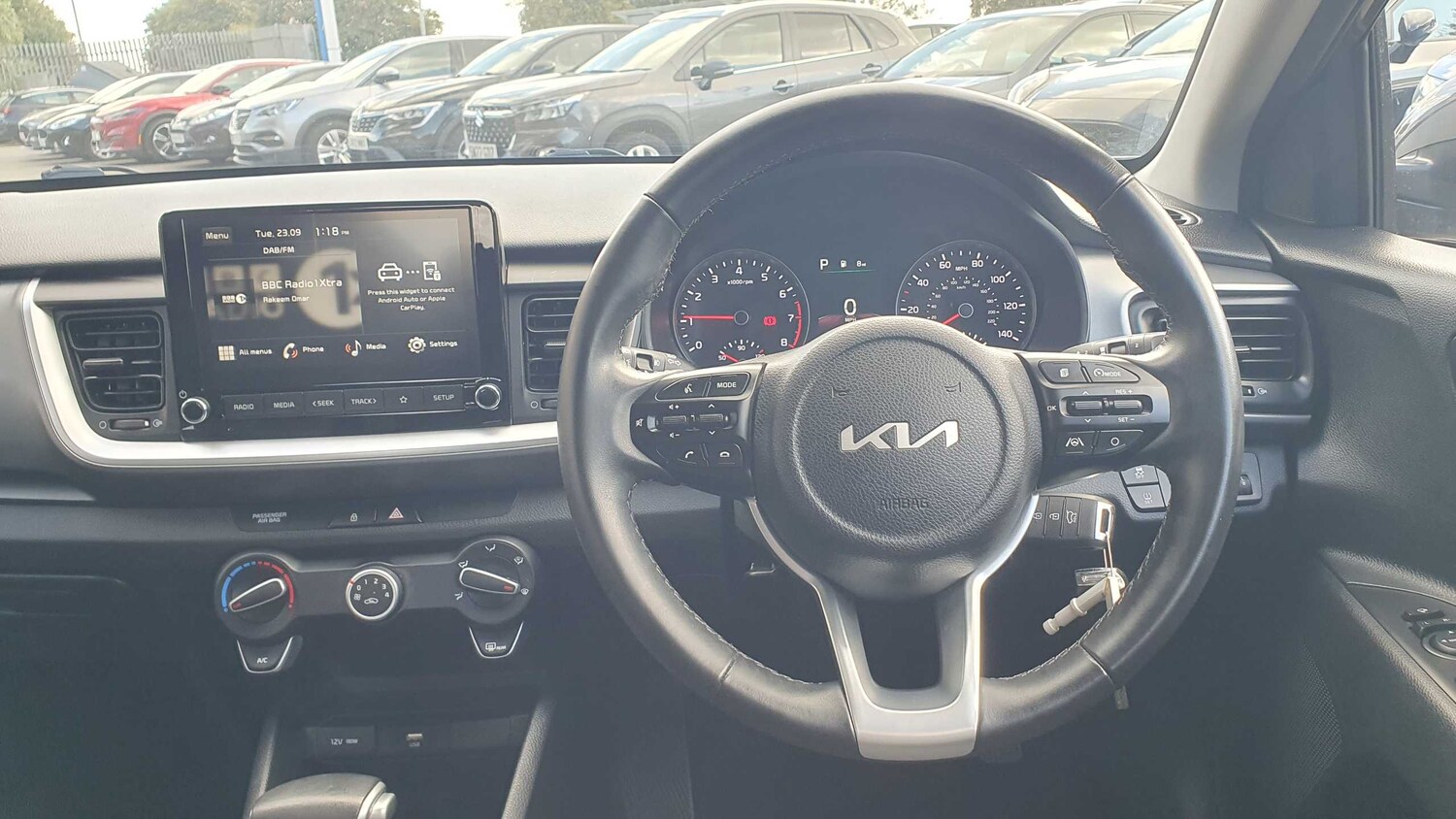 Used Kia Stonic 2022 for sale - 75951410: Photo 14