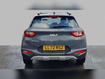 Used Kia Stonic 2022 for sale - 75951410: Photo