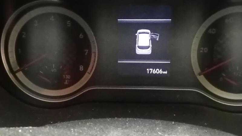 Used Hyundai i10 2022 for sale - 76718135: Photo 14