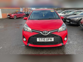 Used Toyota Yaris 2015 for sale - 77577435: Photo