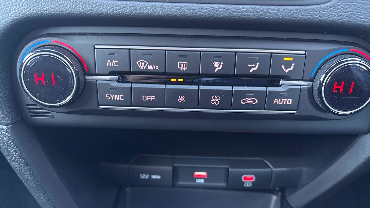 Used Kia Ceed 2022 for sale - 77308525: Photo 17