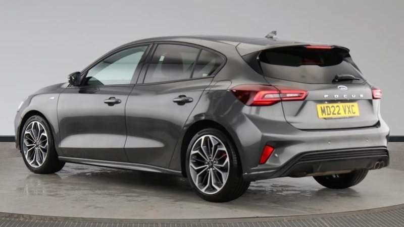 Used Ford Focus 2022 for sale - 76310901: Photo 2