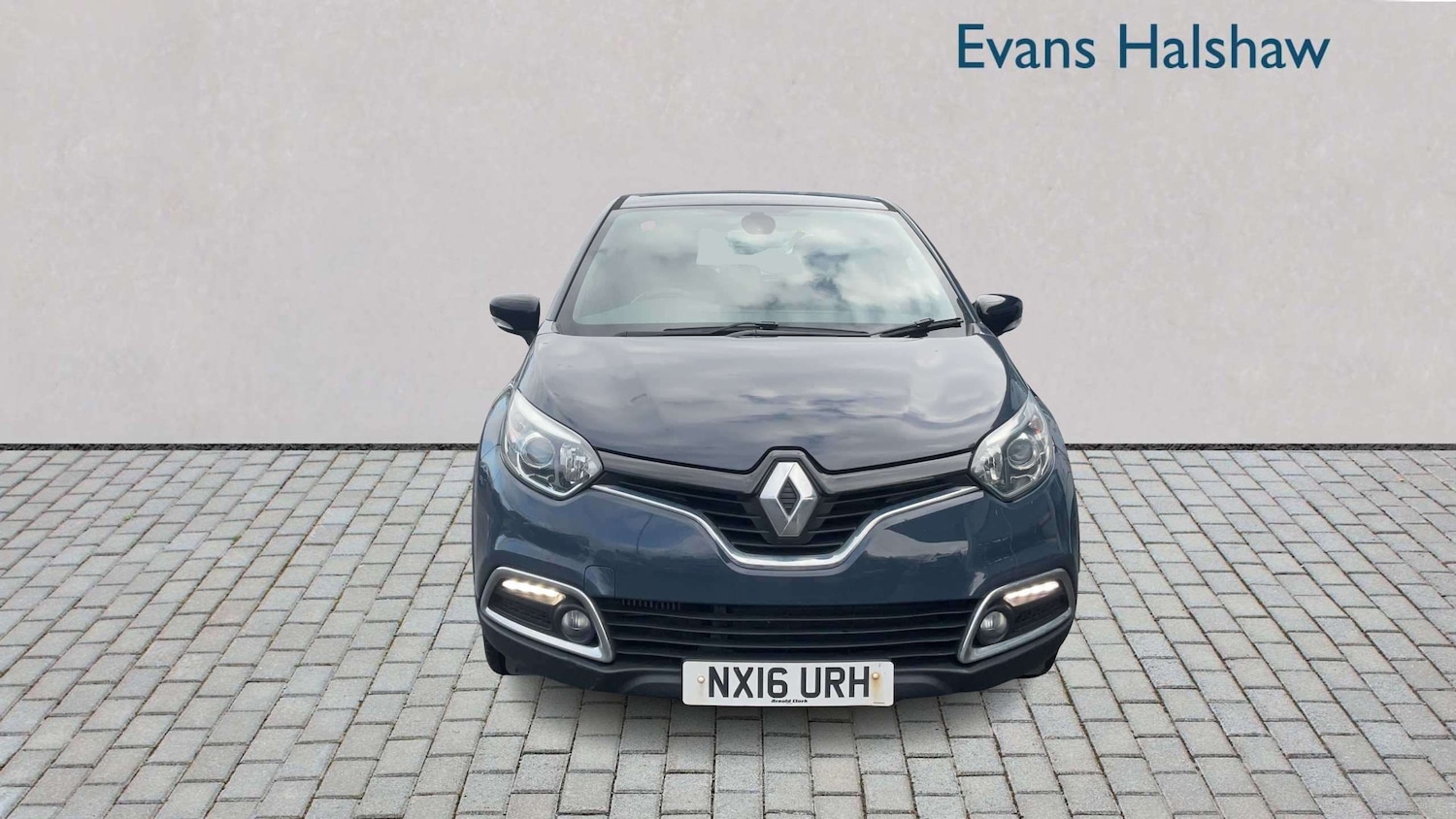 Used Renault Captur 2016 for sale - 77899222: Photo 3