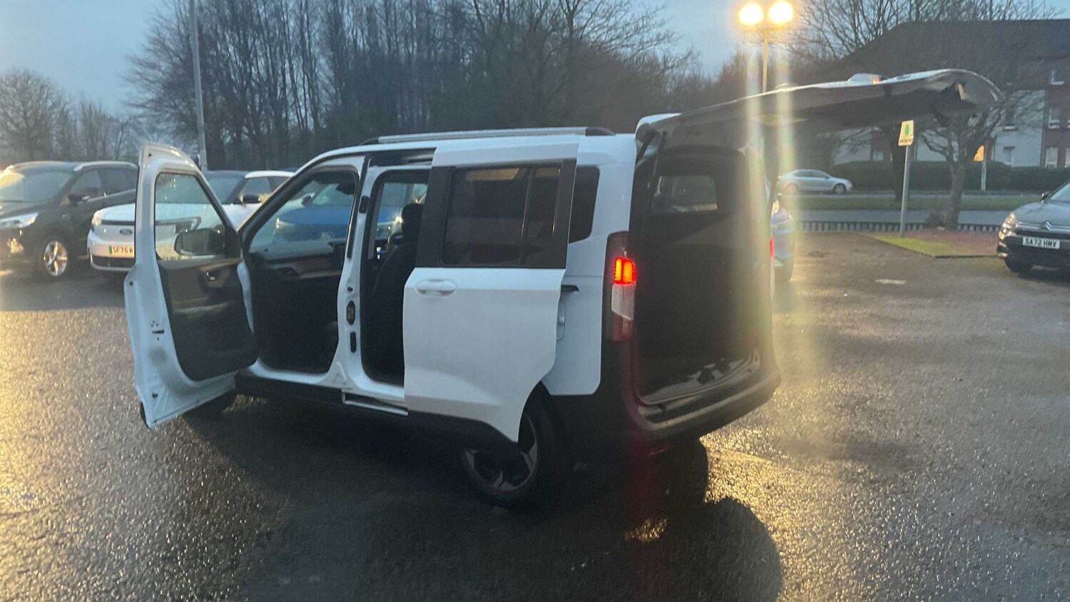 Used Ford Tourneo Courier for sale - 77943217: Photo 16