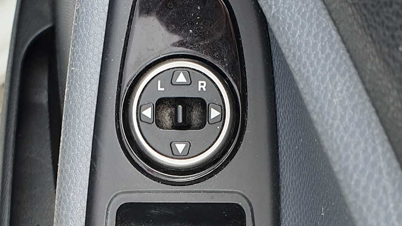 Vehicle 33