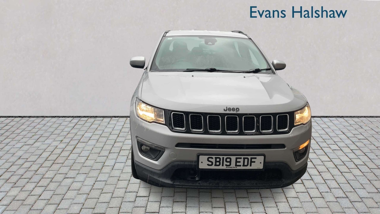 Used Jeep Compass 2019 for sale - 78137535: Photo 2