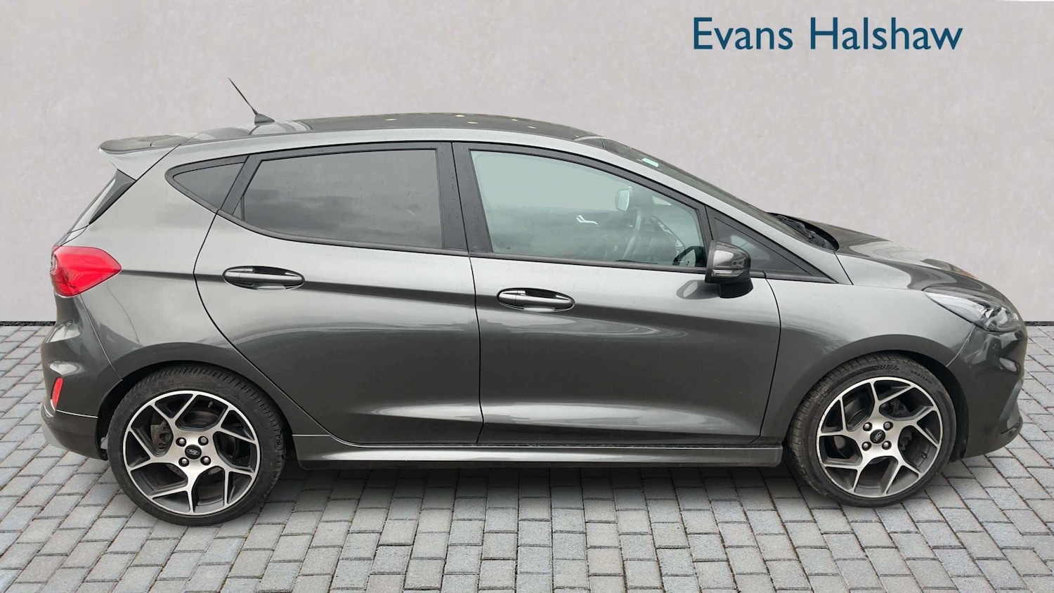 Used Ford Fiesta 2018 for sale - 78208911: Photo 3