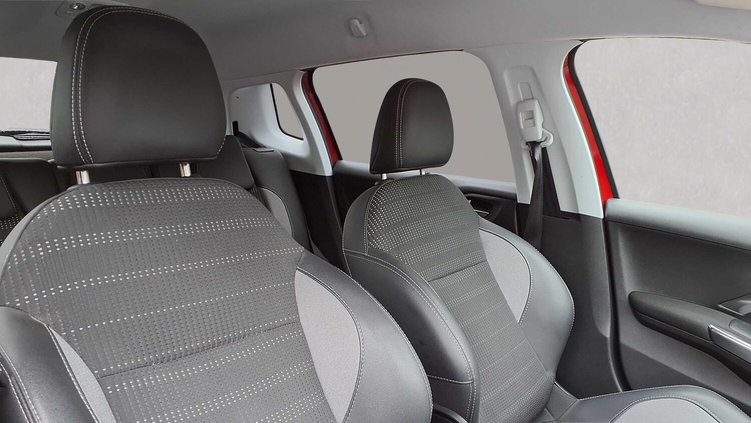 Used Peugeot 2008 2018 for sale - 76755328: Photo 16