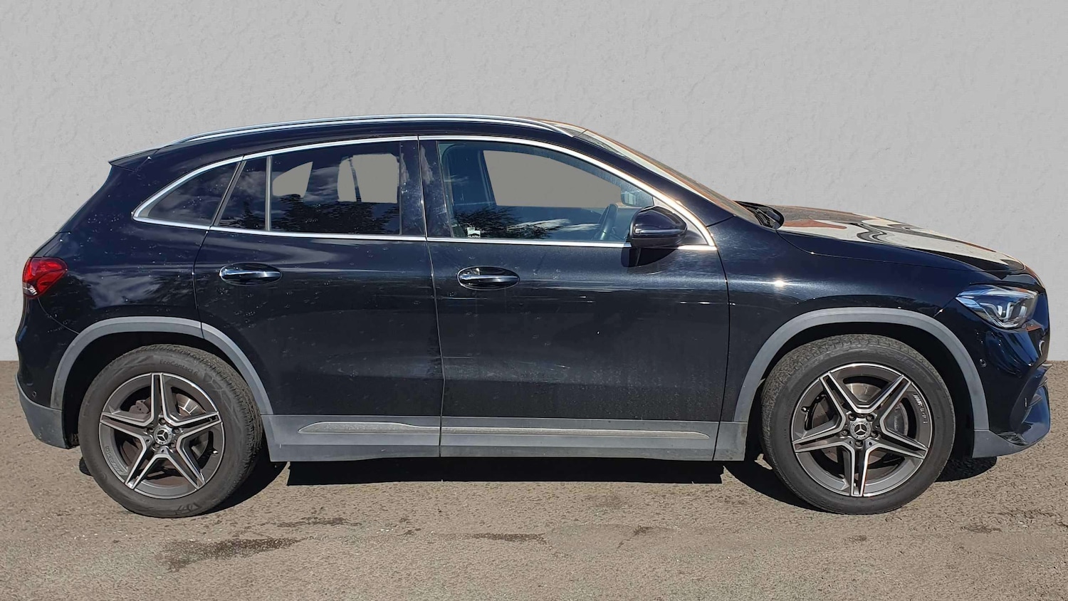 Used Mercedes-Benz GLA 2021 for sale - 75981396: Photo 2
