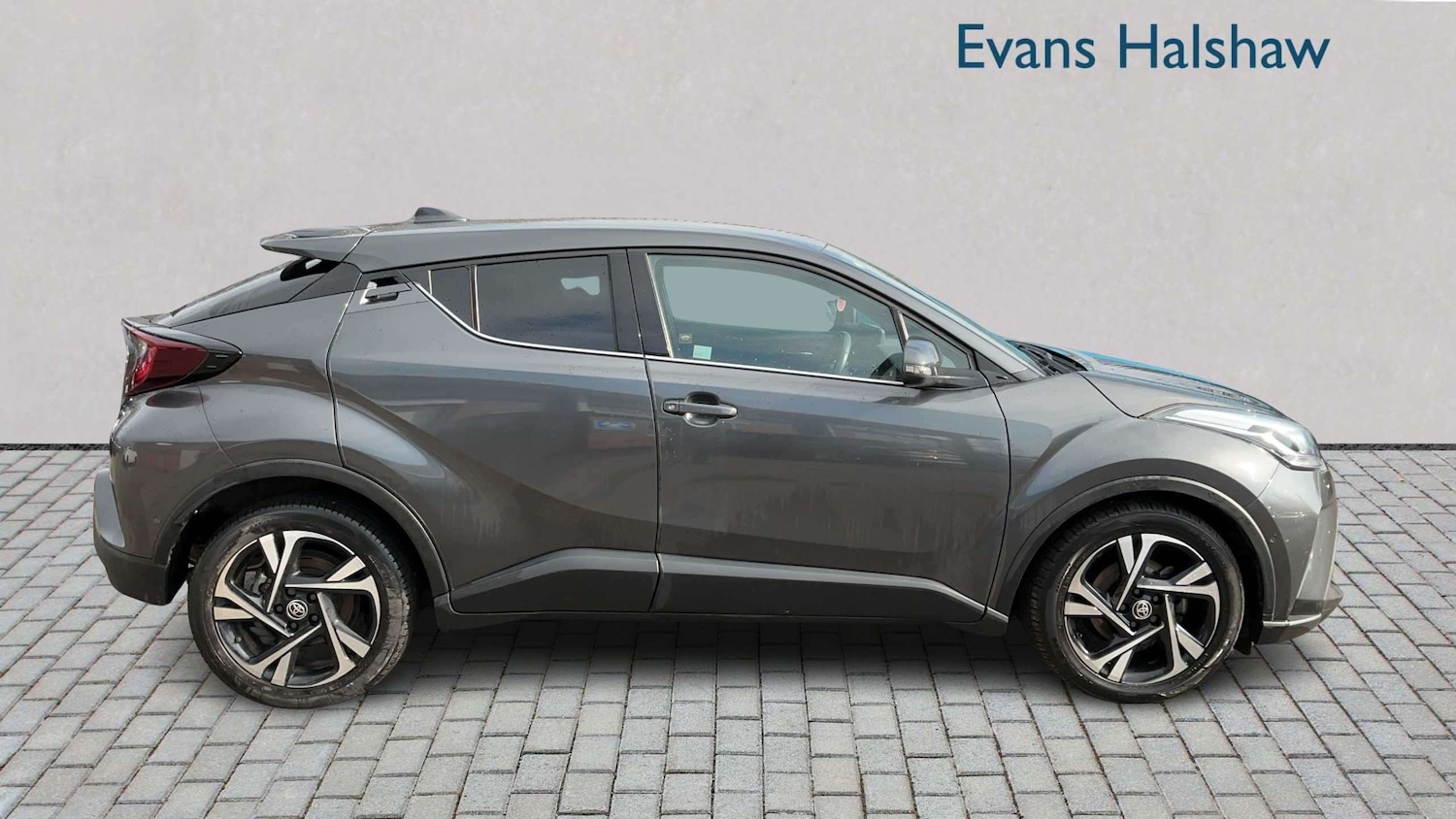 Used Toyota C-HR 2023 for sale - 77756732: Photo 3