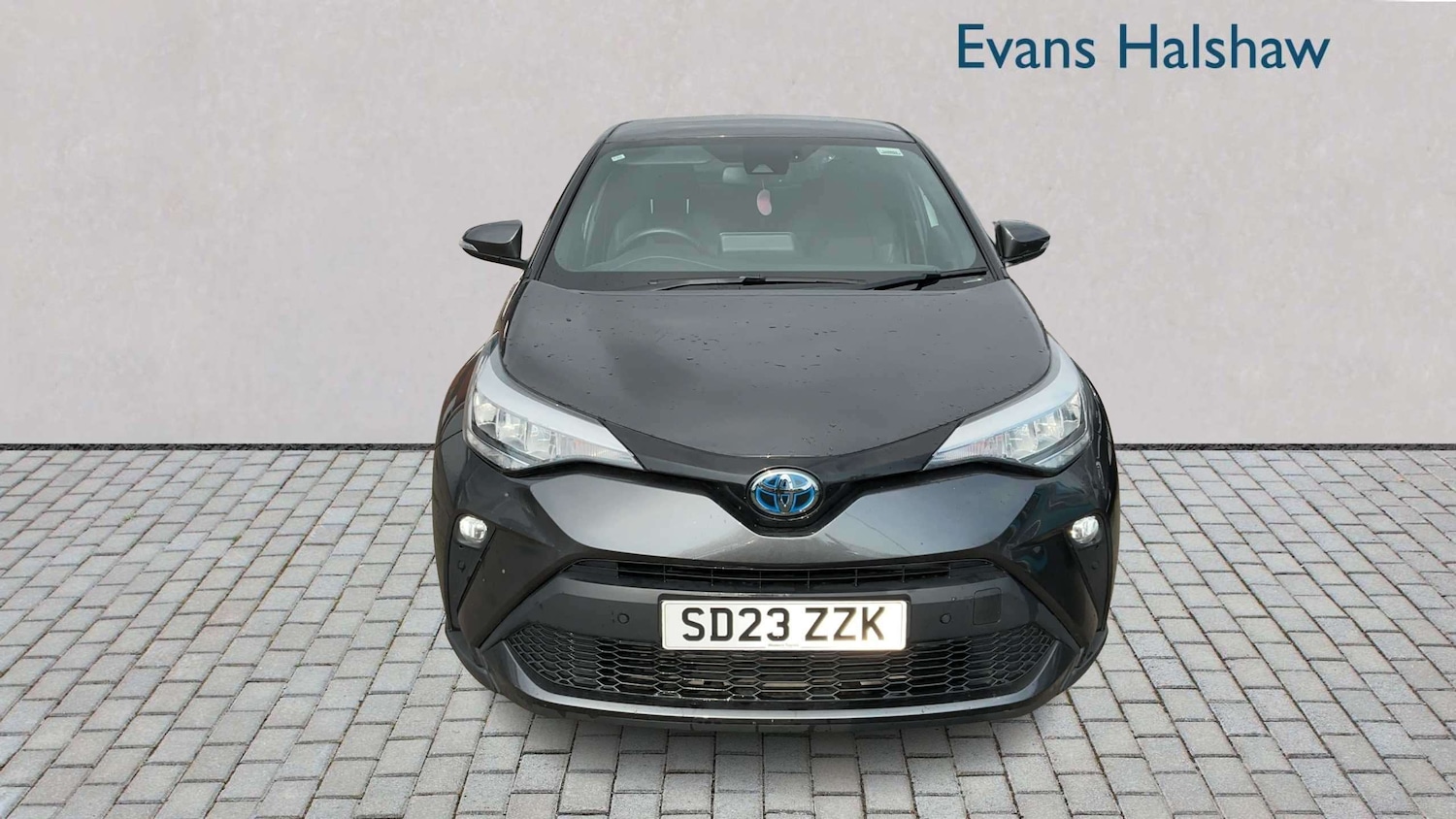 Used Toyota C-HR 2023 for sale - 77756732: Photo 4