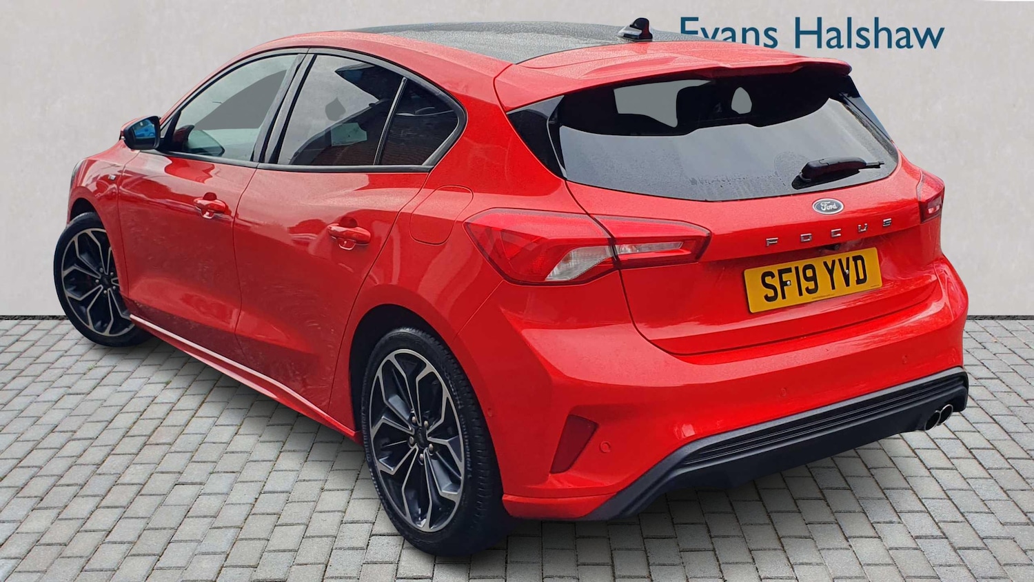 Used Ford Focus 2019 for sale - 76218441: Photo 2