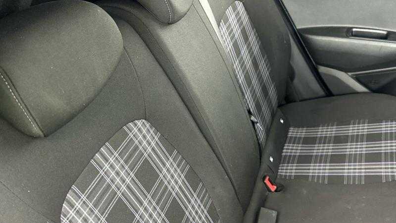 Used Hyundai i10 2023 for sale - 76755223: Photo 8