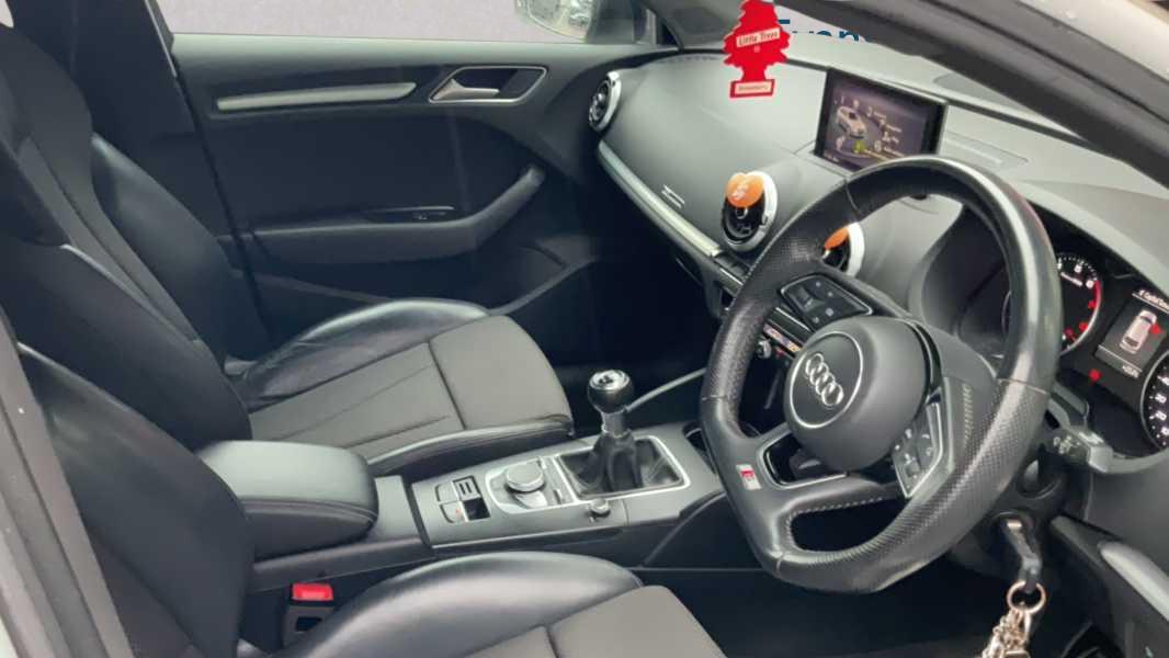 Used Audi A3 2018 for sale - 77232952: Photo 5