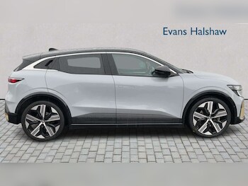 Used Renault Megane E Tech 2023 for sale - 78800611: Photo