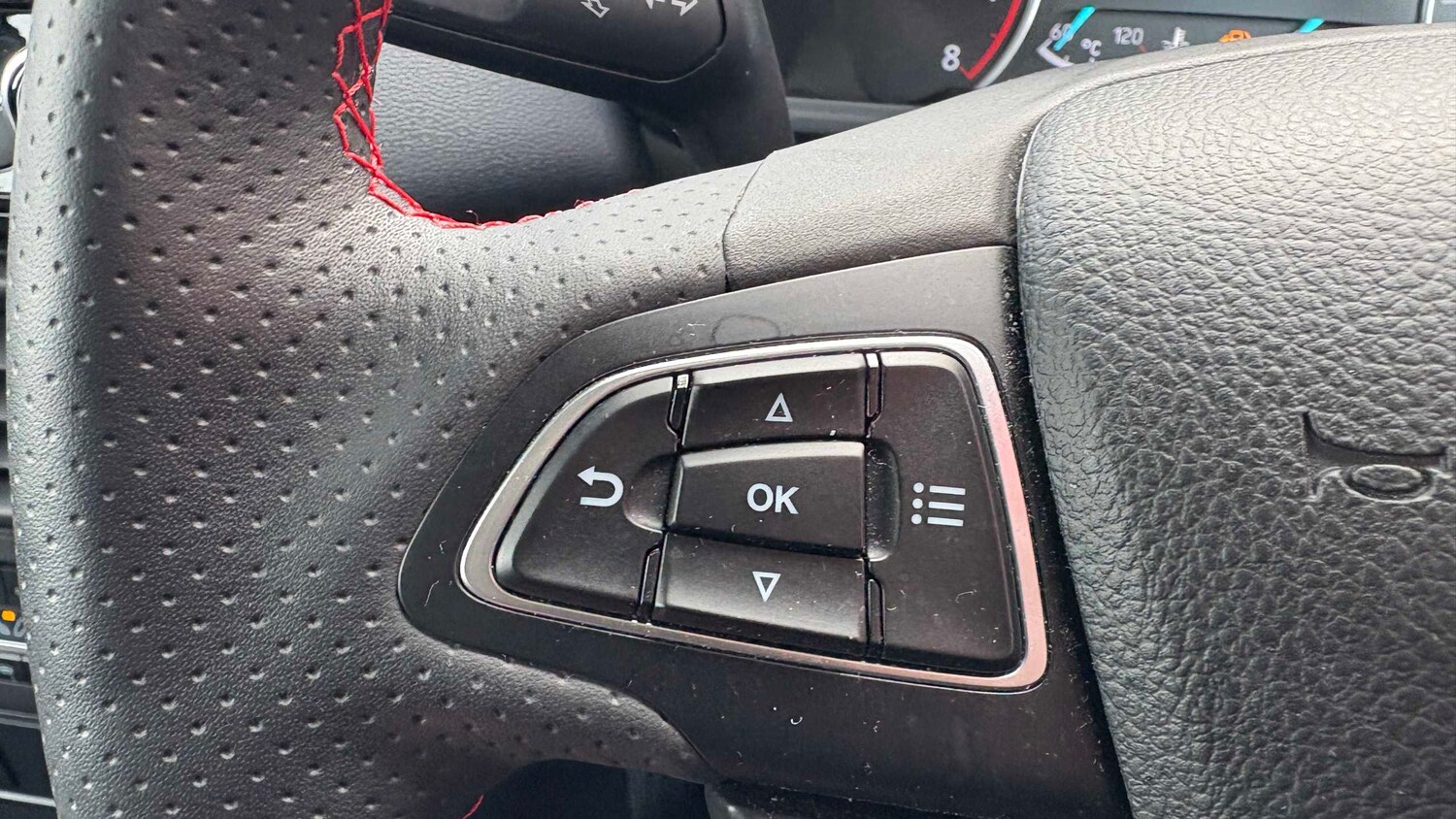 Used Ford Ecosport 2022 for sale - 76373676: Photo 12