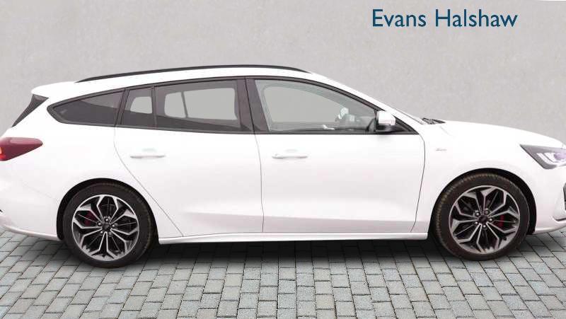 Used Ford Focus 2023 for sale - 76755272: Photo 6