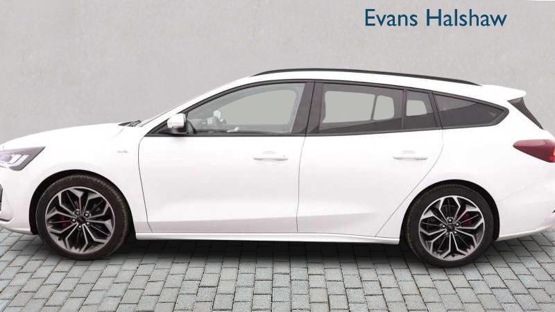 Used Ford Focus 2023 for sale - 76755272: Photo 7