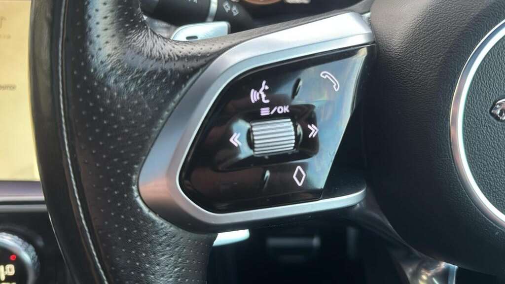 Used Jaguar E-Pace 2021 for sale - 76401374: Photo 12