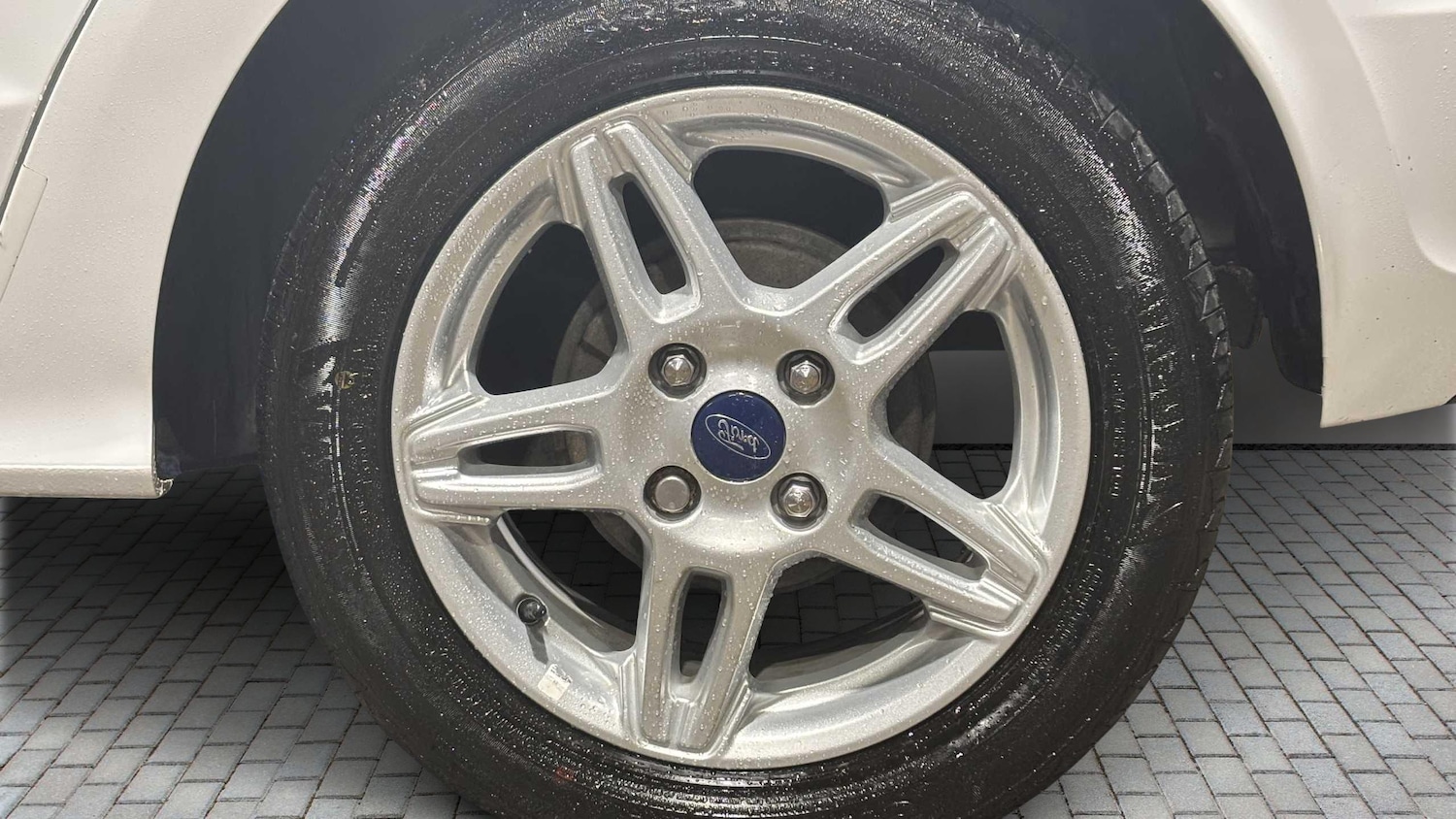 Used Ford Ka+ 2017 for sale - 76804787: Photo 12