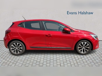 Used Renault Clio 2021 for sale - 79251197: Photo