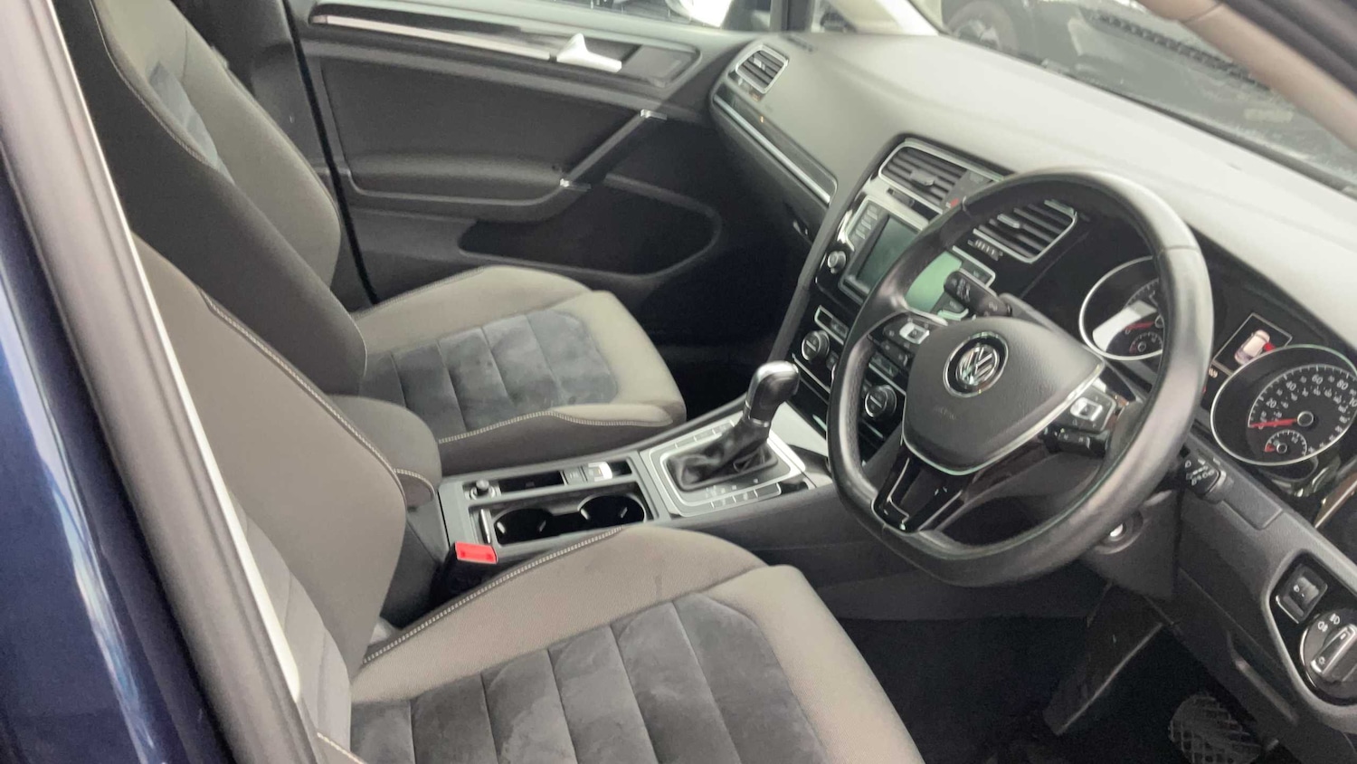 Used Volkswagen Golf 2015 for sale - 77414782: Photo 8