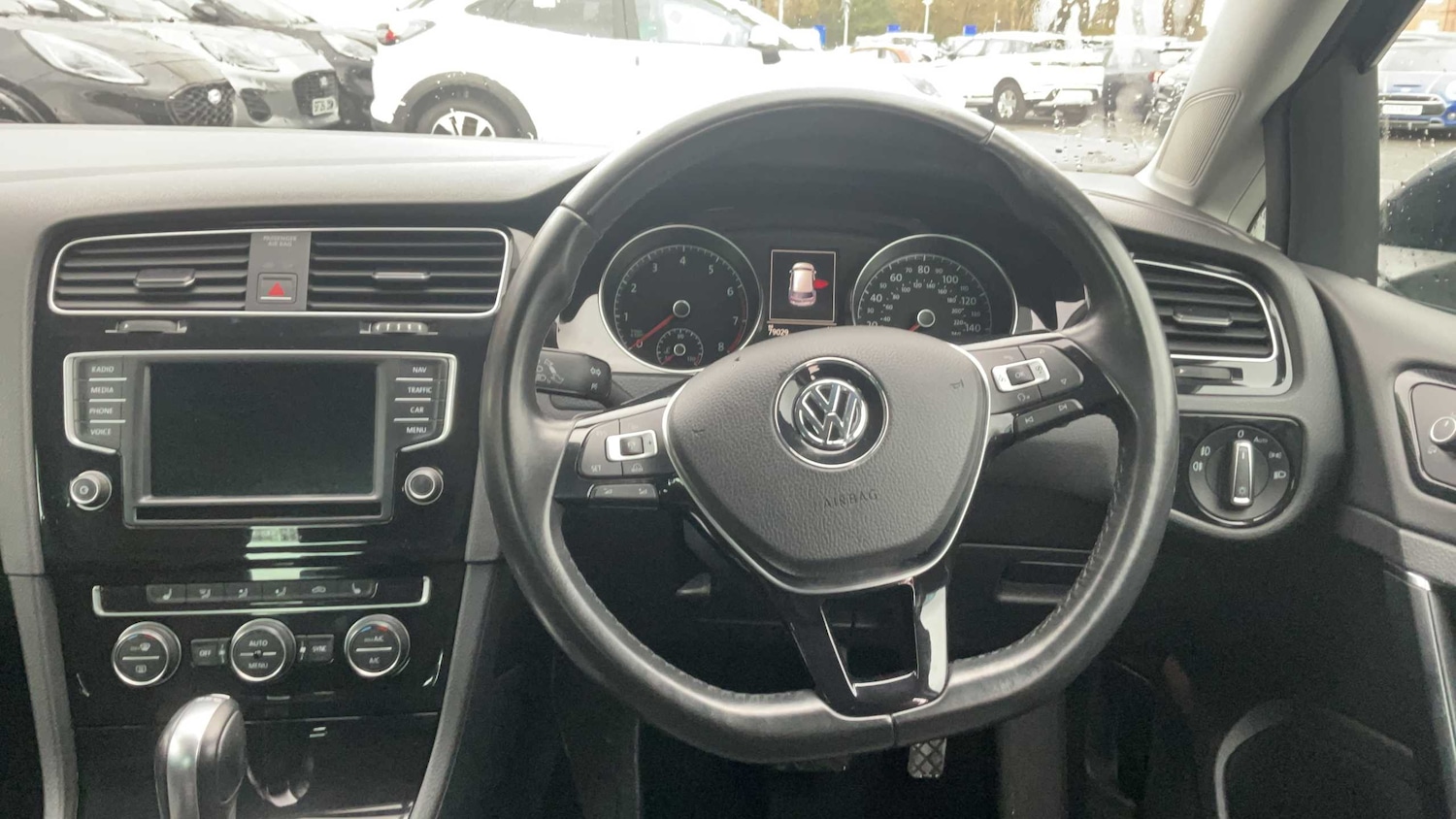 Used Volkswagen Golf 2015 for sale - 77414782: Photo 9