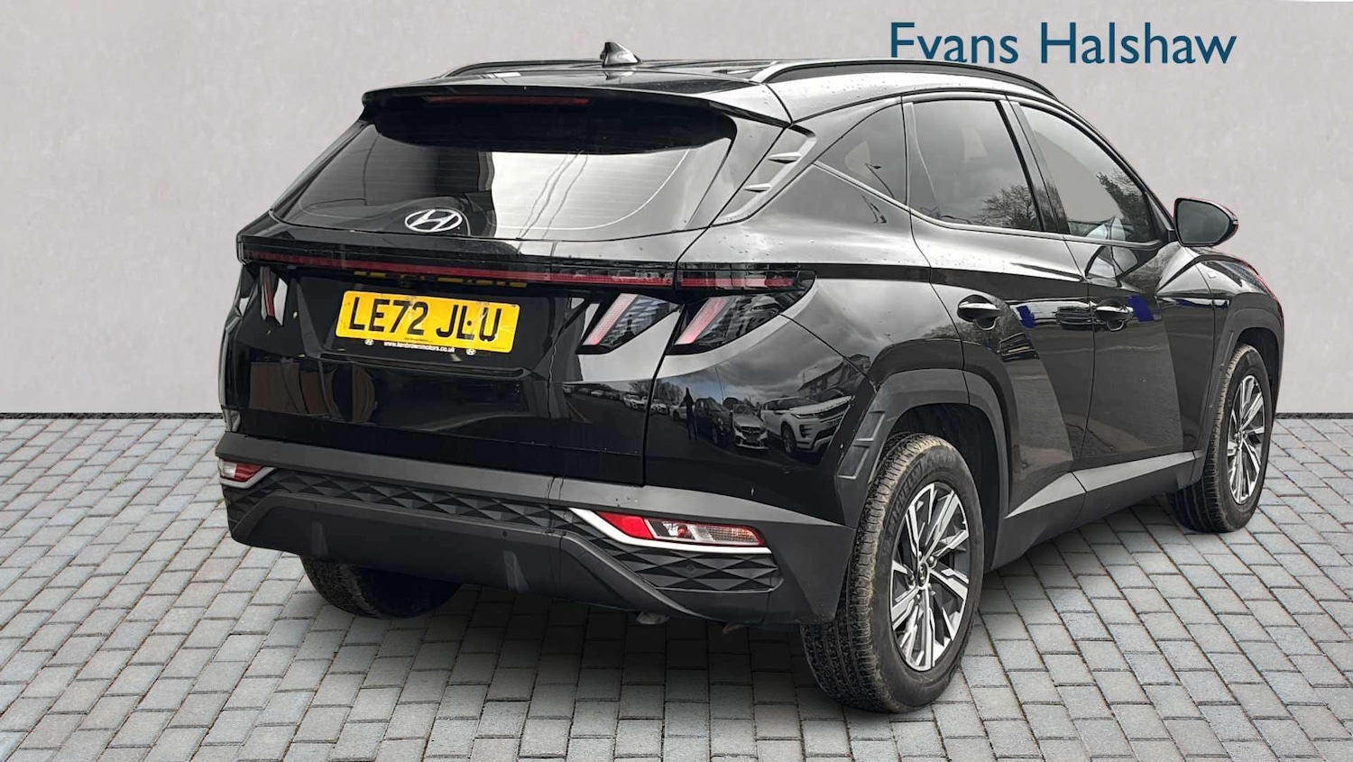 Used Hyundai TUCSON 2023 for sale - 78051976: Photo 2