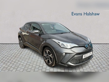 Used Toyota C-HR 2023 for sale - 77800080: Photo