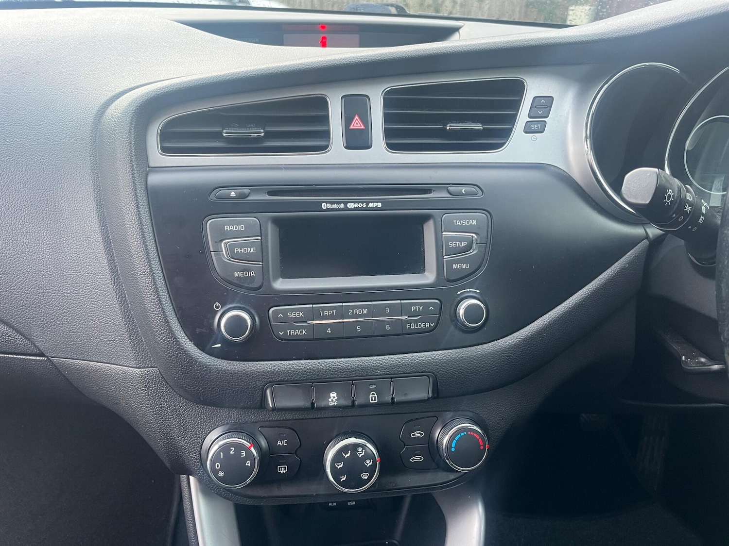 Used Kia Ceed 2013 for sale - 76936053: Photo 14