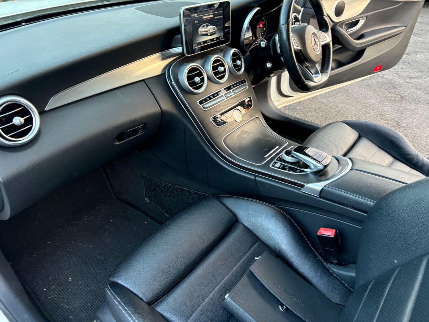 Used Mercedes-Benz C Class 2017 for sale - 77155873: Photo 11