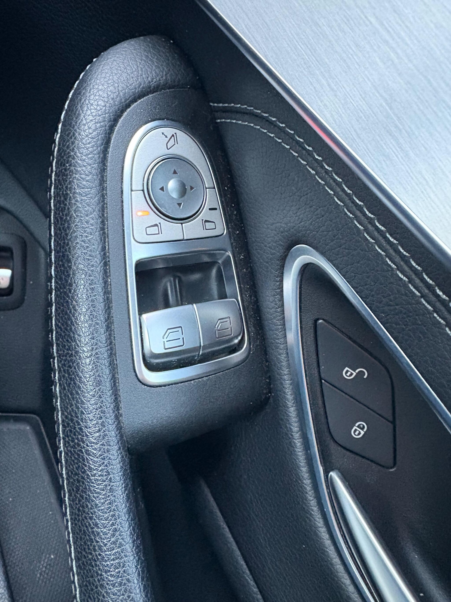 Used Mercedes-Benz C Class 2017 for sale - 77155873: Photo 30