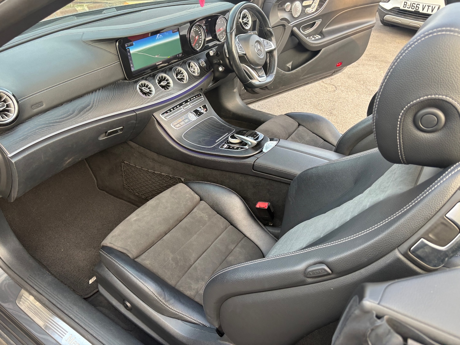 Used Mercedes-Benz E Class 2018 for sale - 76911478: Photo 12