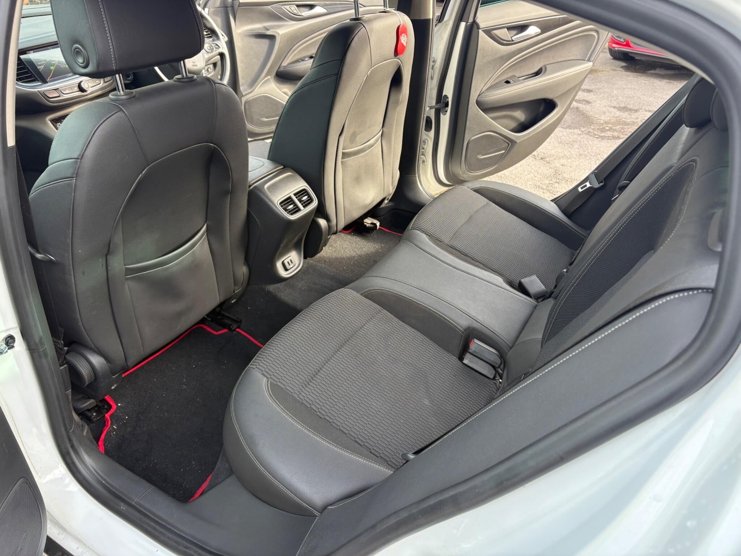 Used Vauxhall Insignia for sale - 76701143: Photo 11