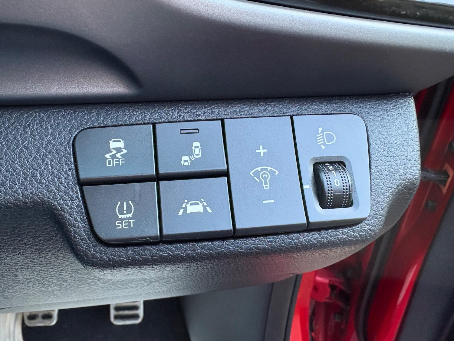 Used Kia Stonic 2017 for sale - 76752524: Photo 20