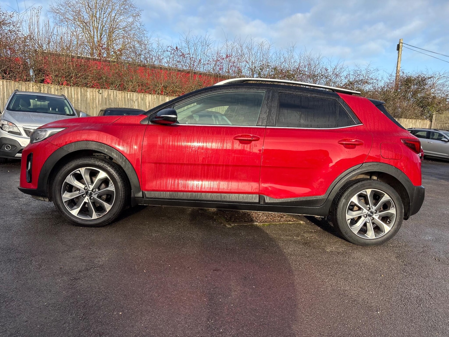 Used Kia Stonic 2017 for sale - 76752524: Photo 5